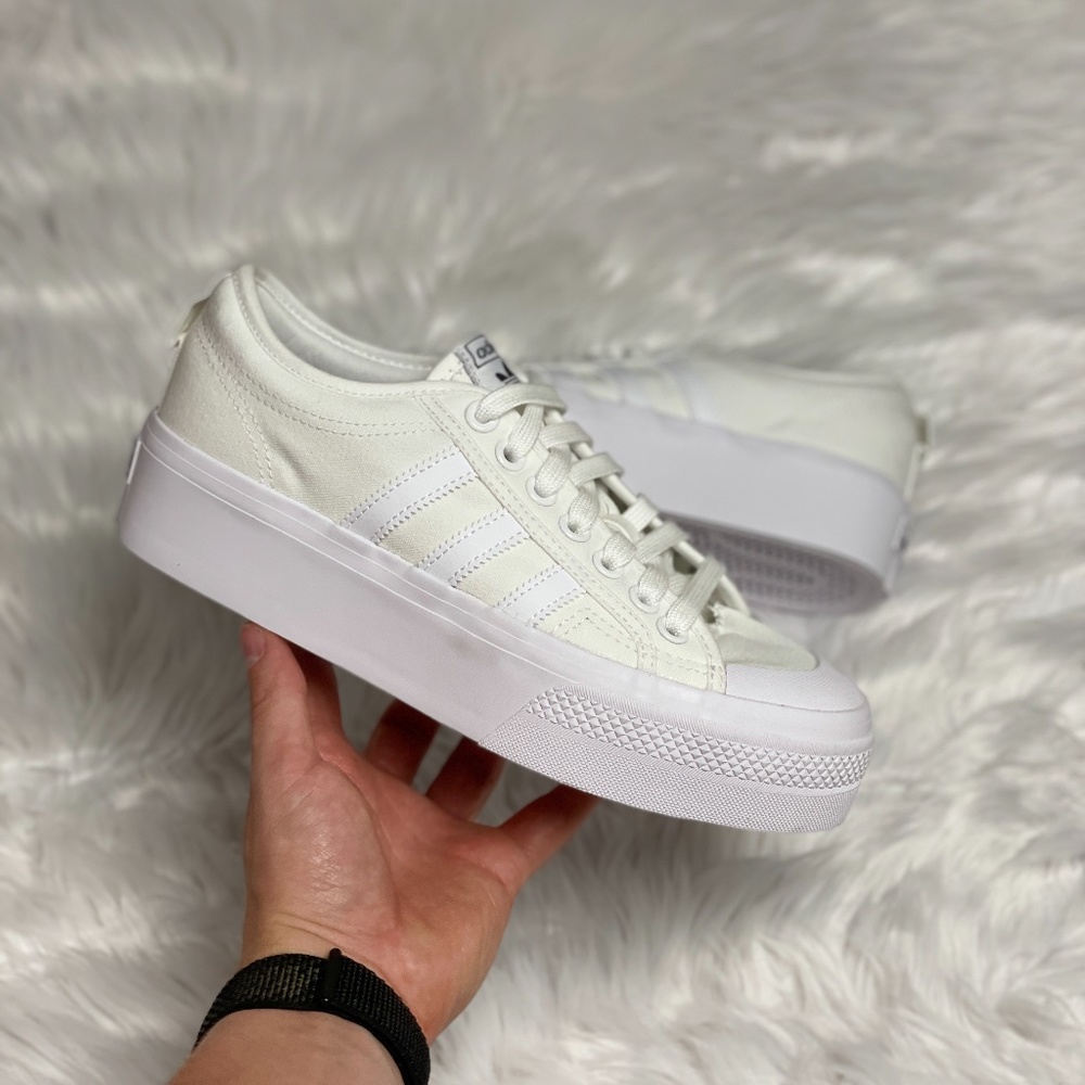 Adidas Nizza Platform Low Womens Casual Shoes Triple White FV5322 NEW Multi Sz - Picture 1 of 10
